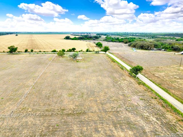 LOT 1 CR 343, Hondo, TX 78861