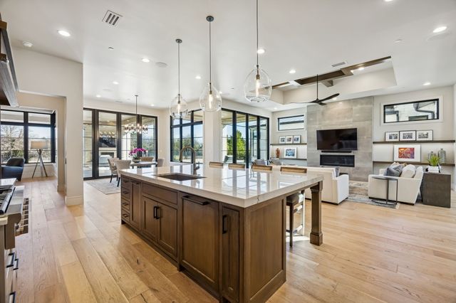 4401 Saddleback Lane, Southlake, TX 76092