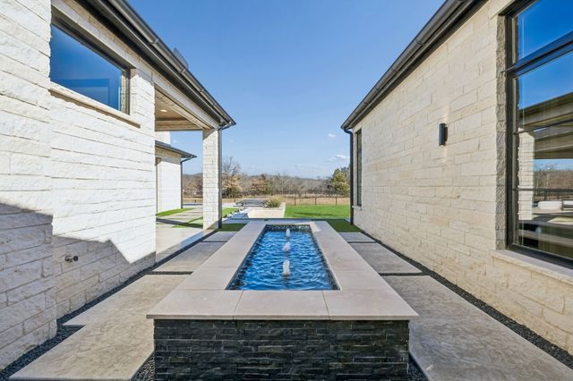 4401 Saddleback Lane, Southlake, TX 76092