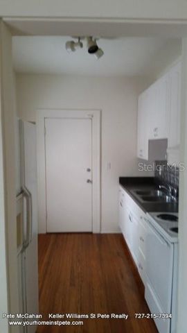 2211 2ND AVENUE N, St Petersburg, FL 33713