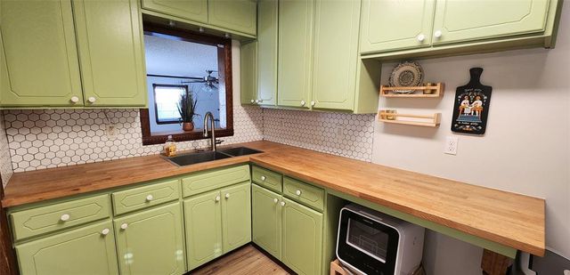 6707 S Kleiner Avenue, Oklahoma City, OK 73169