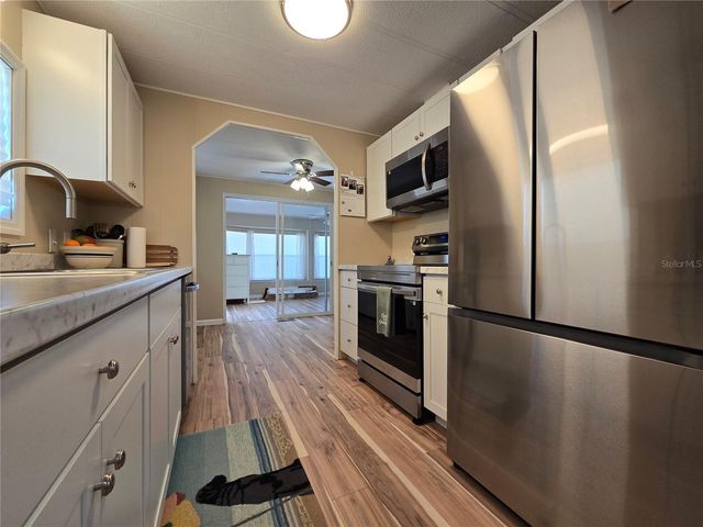 6710 36TH AVENUE E 145, Palmetto, FL 34221