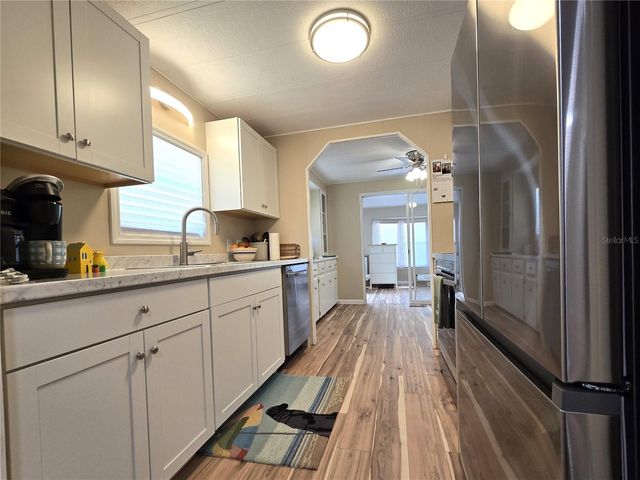 6710 36TH AVENUE E 145, Palmetto, FL 34221