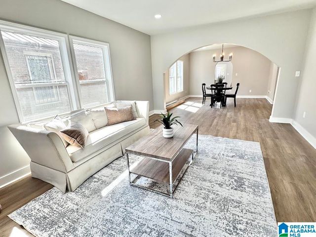 2104 31ST STREET ENSLEY SW, Birmingham, AL 35208