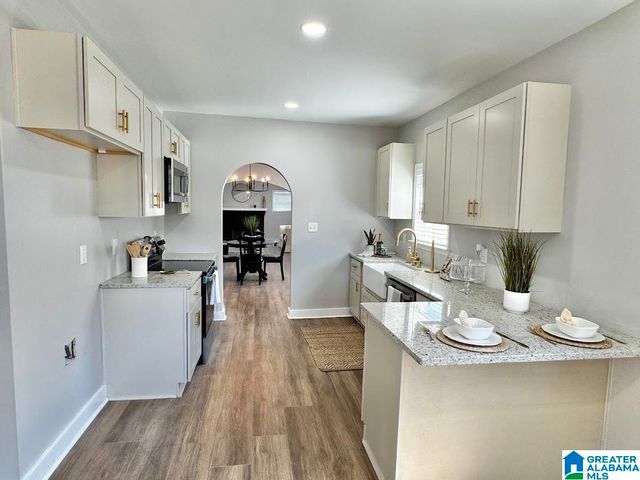 2104 31ST STREET ENSLEY SW, Birmingham, AL 35208