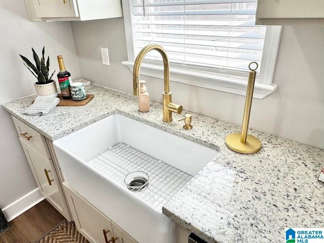 2104 31ST STREET ENSLEY SW, Birmingham, AL 35208