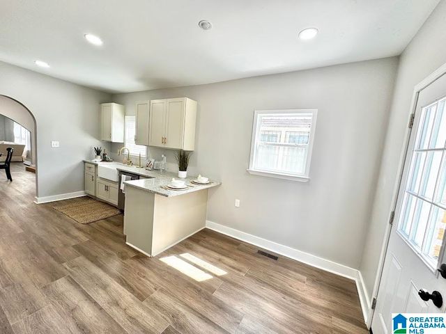 2104 31ST STREET ENSLEY SW, Birmingham, AL 35208