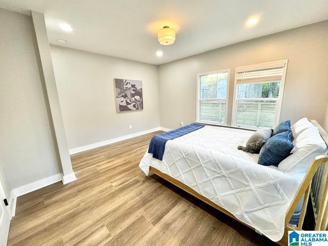 2104 31ST STREET ENSLEY SW, Birmingham, AL 35208