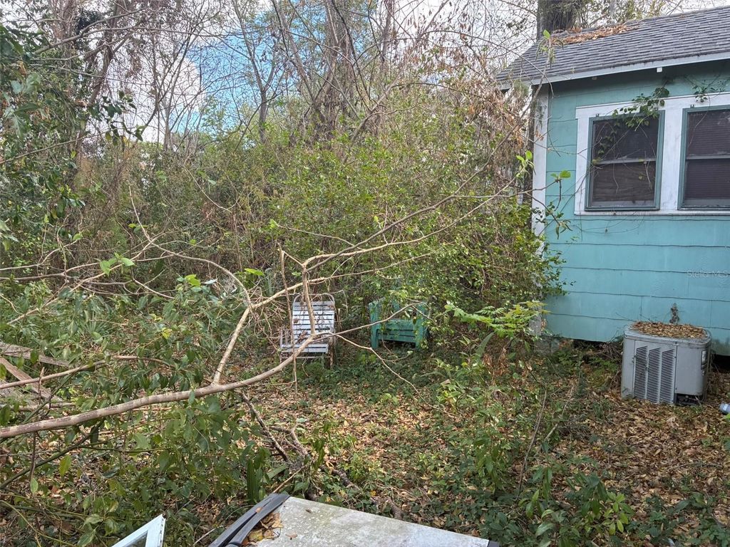 Image 3 of property listing at 2617 E WASHINGTON STREET, Orlando, FL 32803