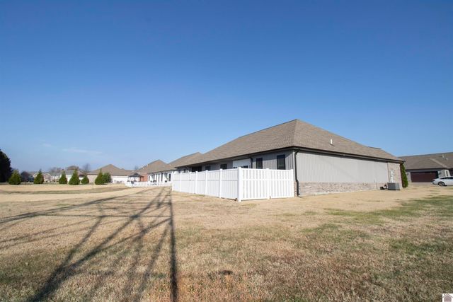 101 Twinson Court, Paducah, KY 42001