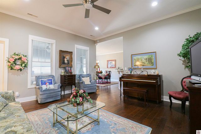 101 Twinson Court, Paducah, KY 42001