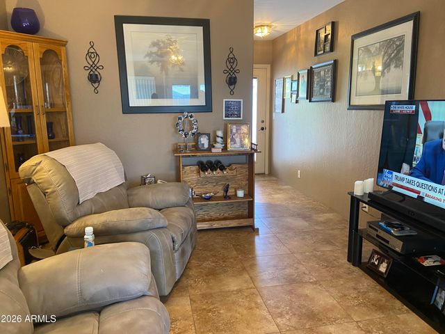 2010 S Crow Avenue, Apache Junction, AZ 85119