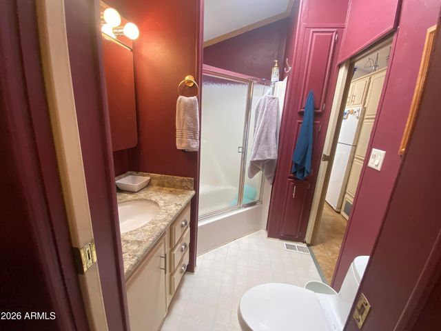 2010 S Crow Avenue, Apache Junction, AZ 85119