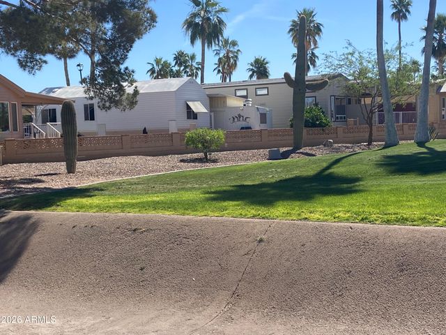 2010 S Crow Avenue, Apache Junction, AZ 85119