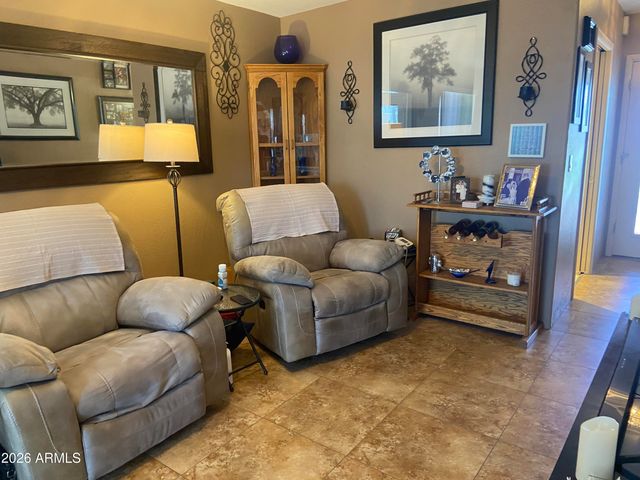 2010 S Crow Avenue, Apache Junction, AZ 85119