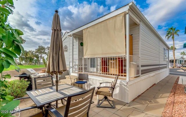 2010 S Crow Avenue, Apache Junction, AZ 85119