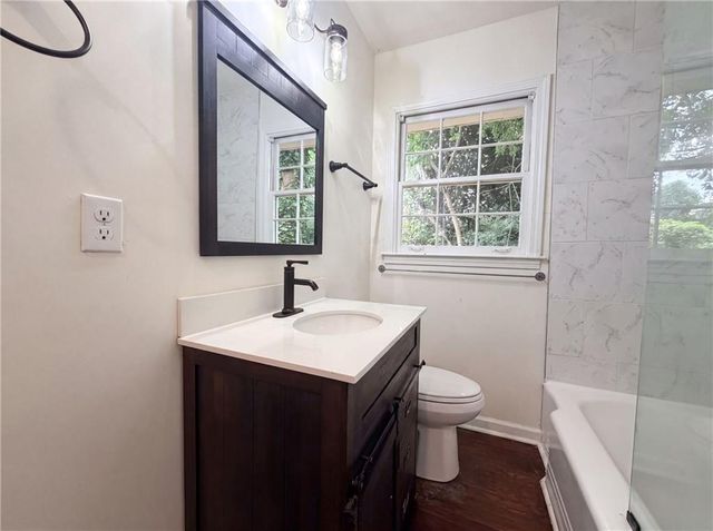 856 Glenway Drive, Atlanta, GA 30344