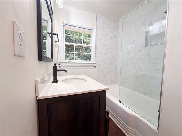856 Glenway Drive, Atlanta, GA 30344