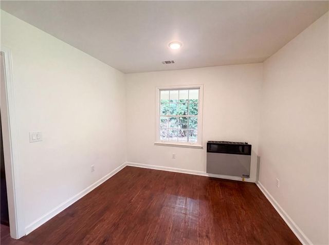 856 Glenway Drive, Atlanta, GA 30344