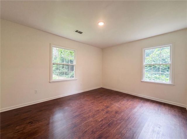 856 Glenway Drive, Atlanta, GA 30344