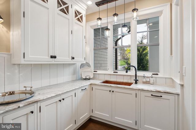 6529 SOTHORON RD, Mclean, VA 22101