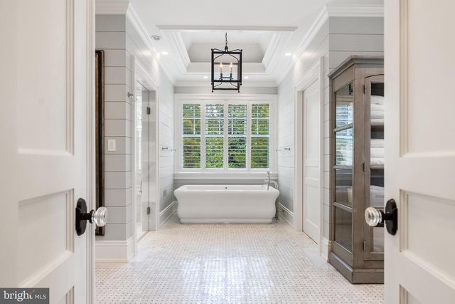 6529 SOTHORON RD, Mclean, VA 22101