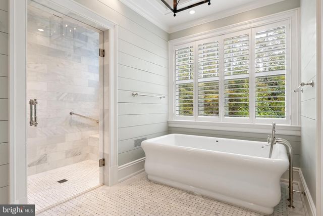 6529 SOTHORON RD, Mclean, VA 22101