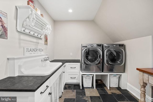 6529 SOTHORON RD, Mclean, VA 22101