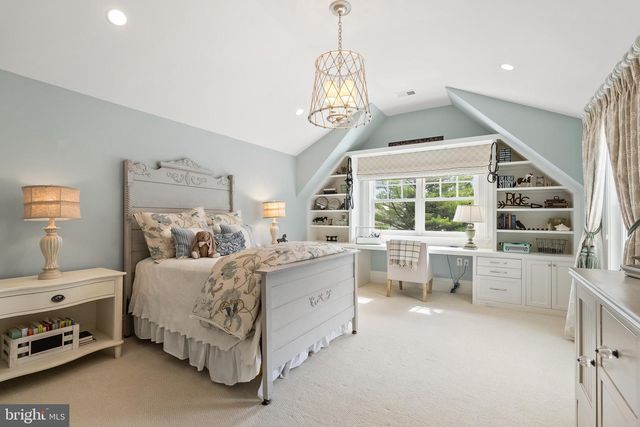 6529 SOTHORON RD, Mclean, VA 22101