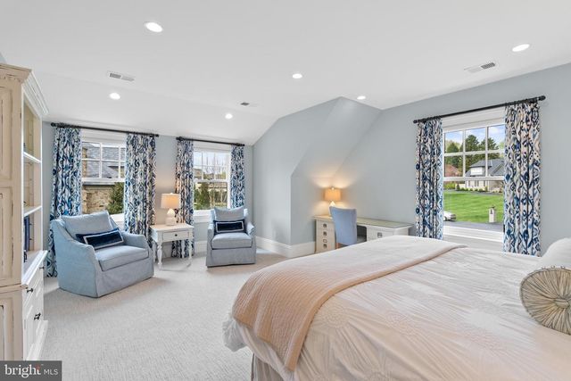 6529 SOTHORON RD, Mclean, VA 22101