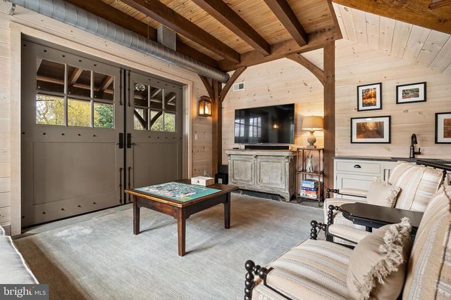 6529 SOTHORON RD, Mclean, VA 22101