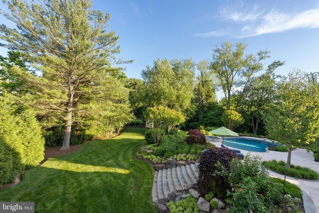 6529 SOTHORON RD, Mclean, VA 22101