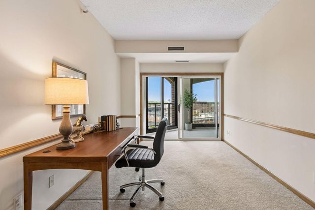 1201 Yale Place 809, Minneapolis, MN 55403
