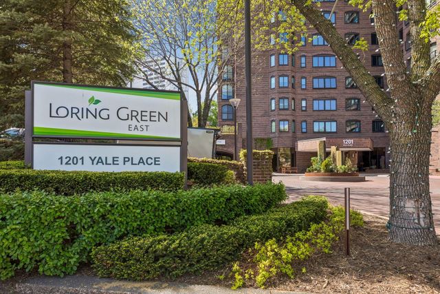 1201 Yale Place 809, Minneapolis, MN 55403