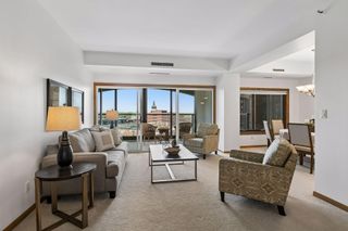 1201 Yale Place 809, Minneapolis, MN 55403