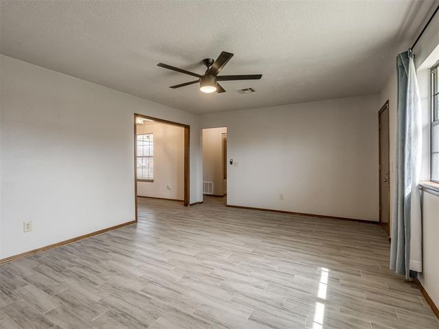 1058 Mulbury Mansion, Yukon, OK 73099