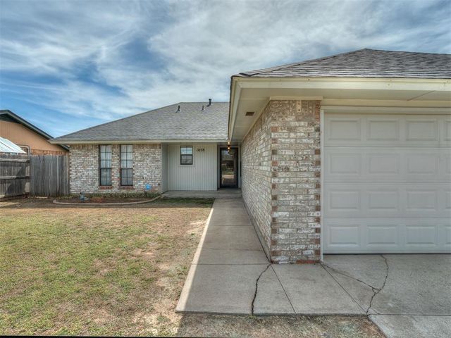 1058 Mulbury Mansion, Yukon, OK 73099