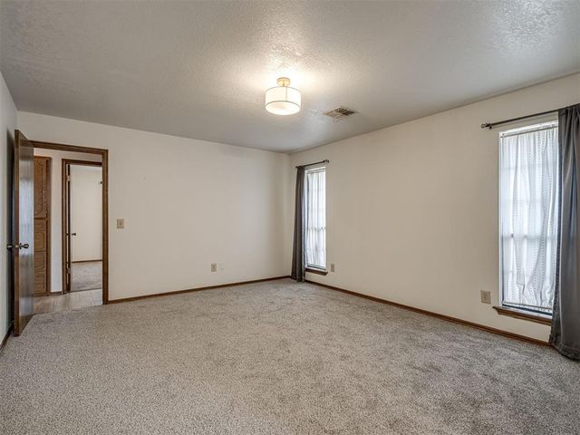 1058 Mulbury Mansion, Yukon, OK 73099