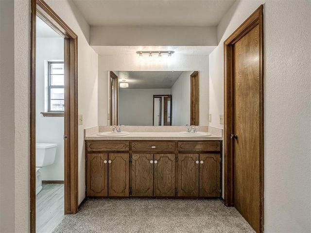1058 Mulbury Mansion, Yukon, OK 73099