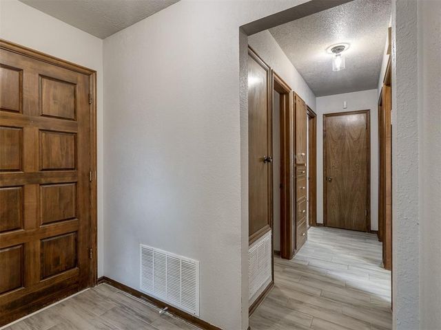 1058 Mulbury Mansion, Yukon, OK 73099