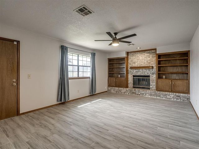 1058 Mulbury Mansion, Yukon, OK 73099