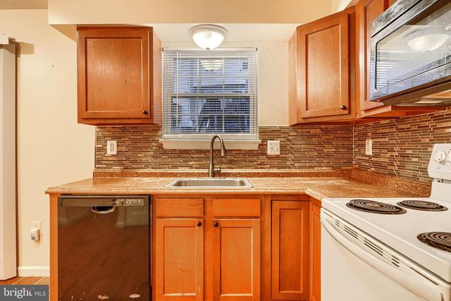 1368 NALLEY TER, Landover, MD 20785