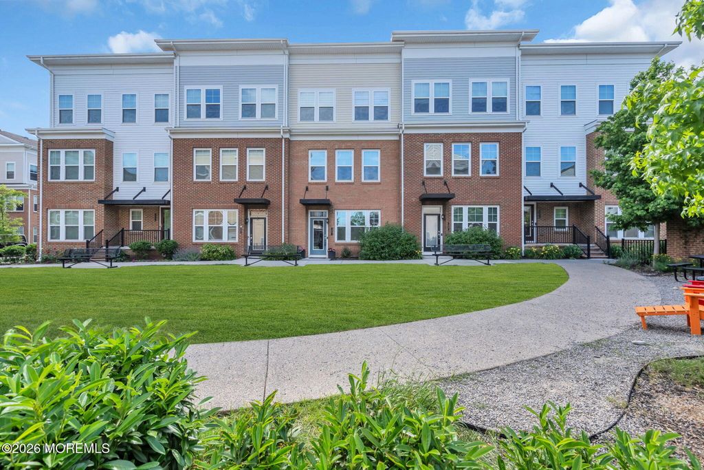 30 Audley Street, North Brunswick, NJ 08902