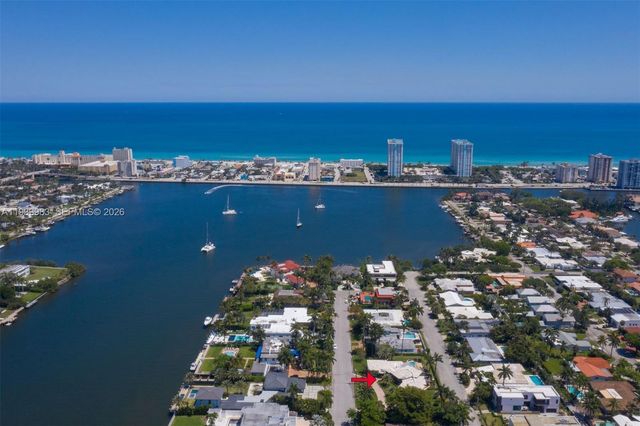 950 S Southlake Drive 950, Hollywood, FL 33019