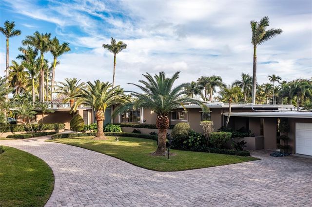 950 S Southlake Drive 950, Hollywood, FL 33019