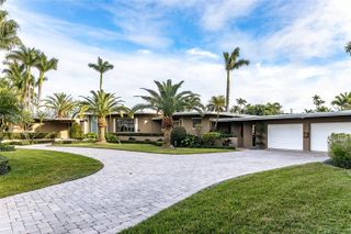 950 S Southlake Drive 950, Hollywood, FL 33019