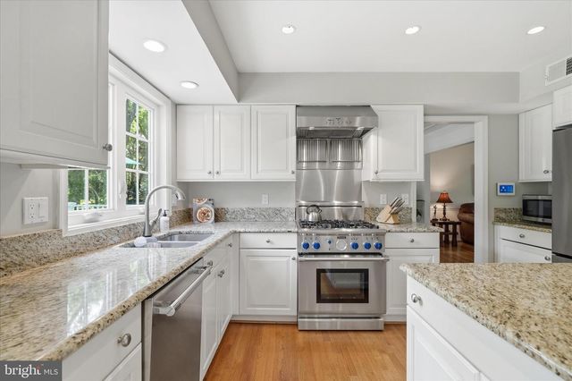 15113 WATER OAK DR, Darnestown, MD 20878