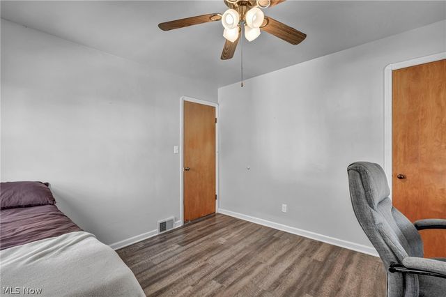 6133 W 54th Street, Parma, OH 44129