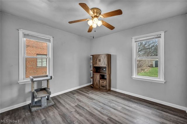 6133 W 54th Street, Parma, OH 44129