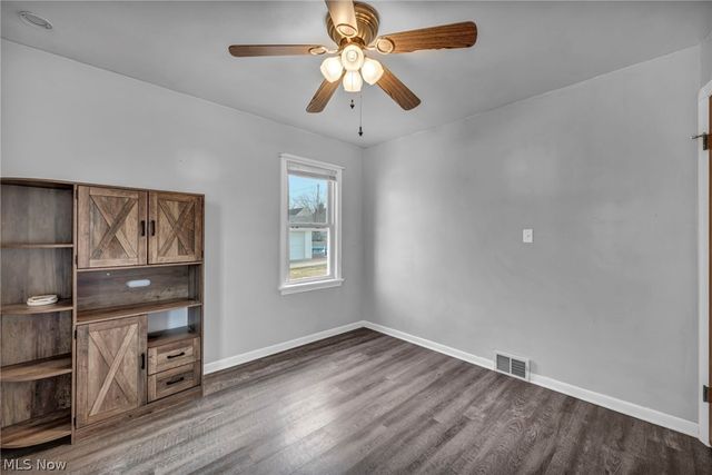 6133 W 54th Street, Parma, OH 44129